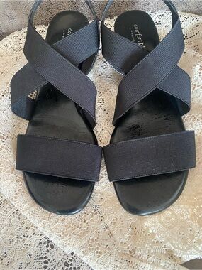 Comfort plus by Predictions Black Elastic Crossband Slide Sandals